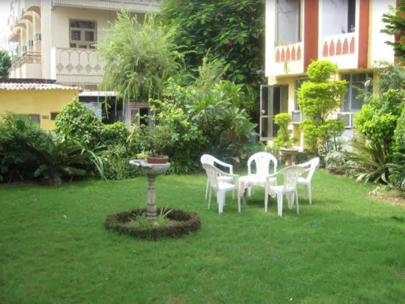 Aravali Clarks Inn Alwar Exterior foto
