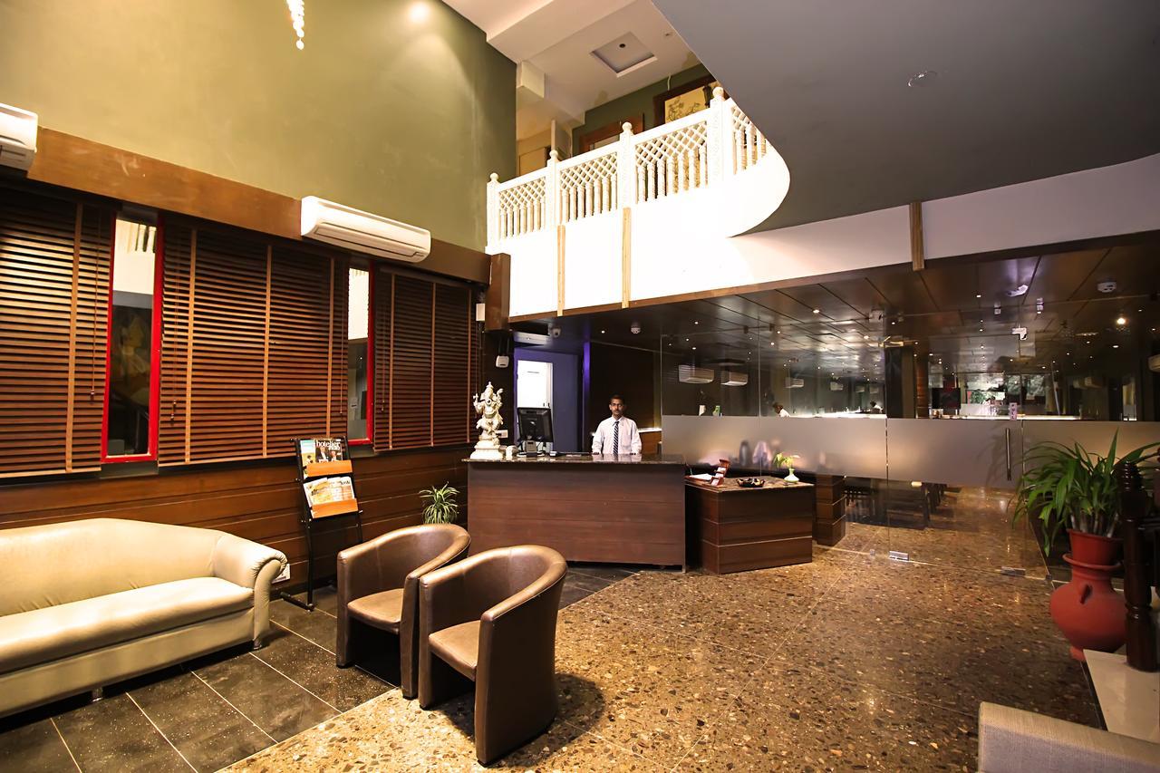Aravali Clarks Inn Alwar Exterior foto