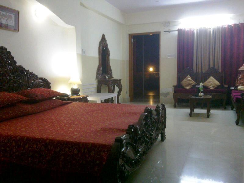 Aravali Clarks Inn Alwar Habitación foto